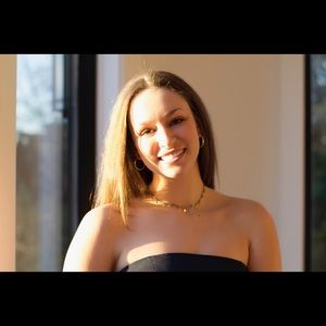 Meet your Posher, Maddie